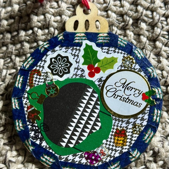 A set of 4 new unique handmade 3x3” wooden Christmas tree hanging ornaments $40 - Picture 9 of 13